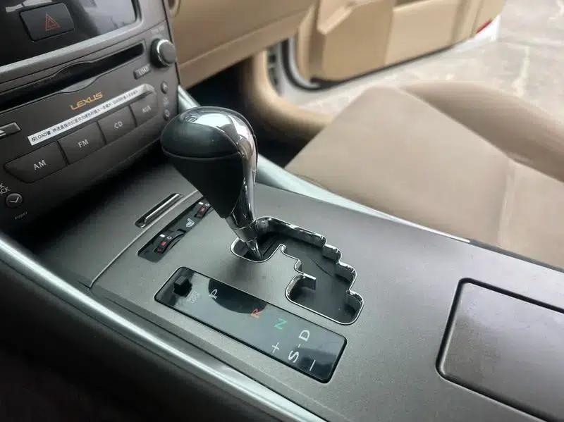 Lexus IS 2009 300 — миниатюра 15