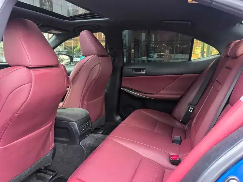 Lexus IS 2017 300 F SPORT Edition — миниатюра 17