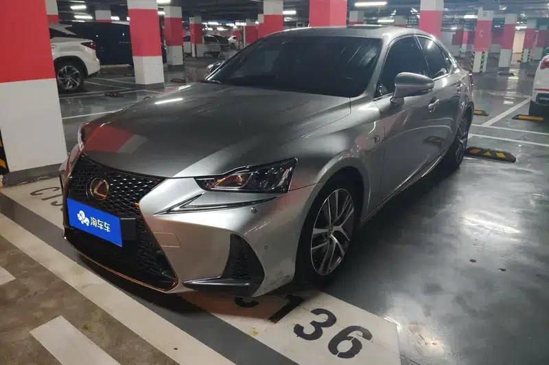 Lexus IS 2017 300 F SPORT Edition — миниатюра 1