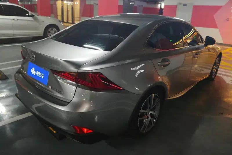 Lexus IS 2017 300 F SPORT Edition — миниатюра 3