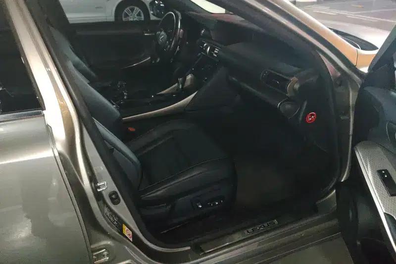 Lexus IS 2017 300 F SPORT Edition — миниатюра 9