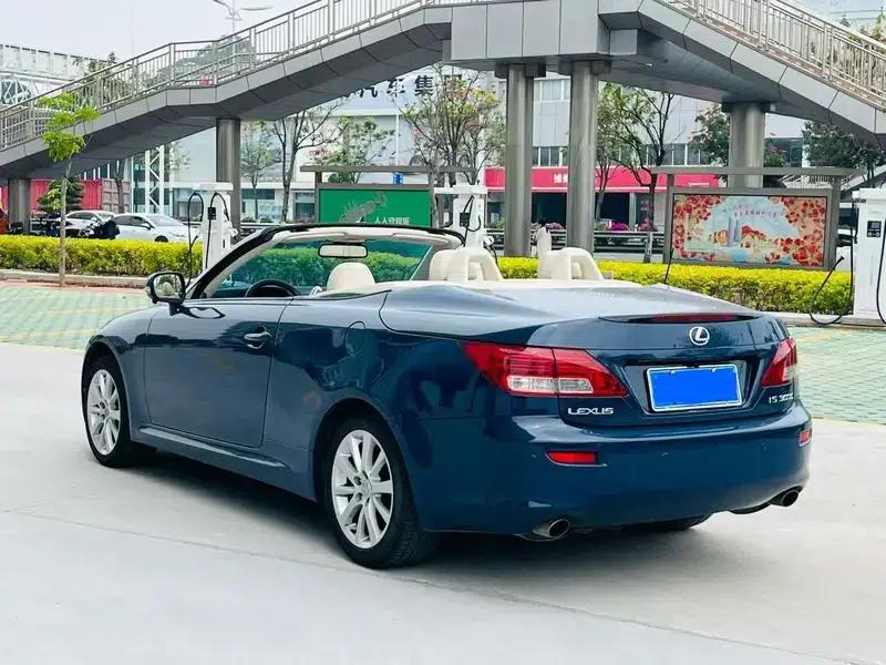 Lexus IS 2009 300C — миниатюра 4