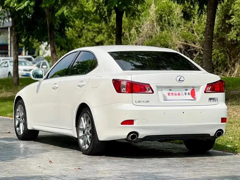 Lexus IS 2011 250 Sport Edition — миниатюра 4