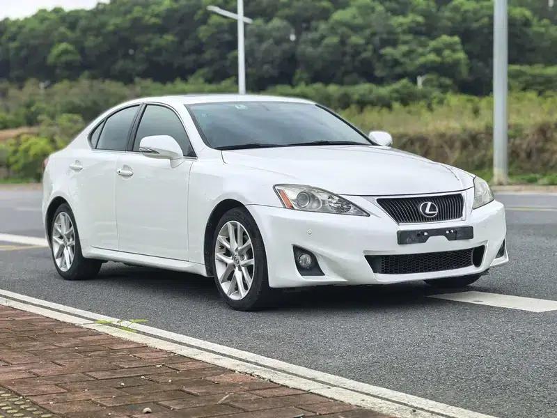 Lexus IS 2011 250 Sport Edition — миниатюра 3