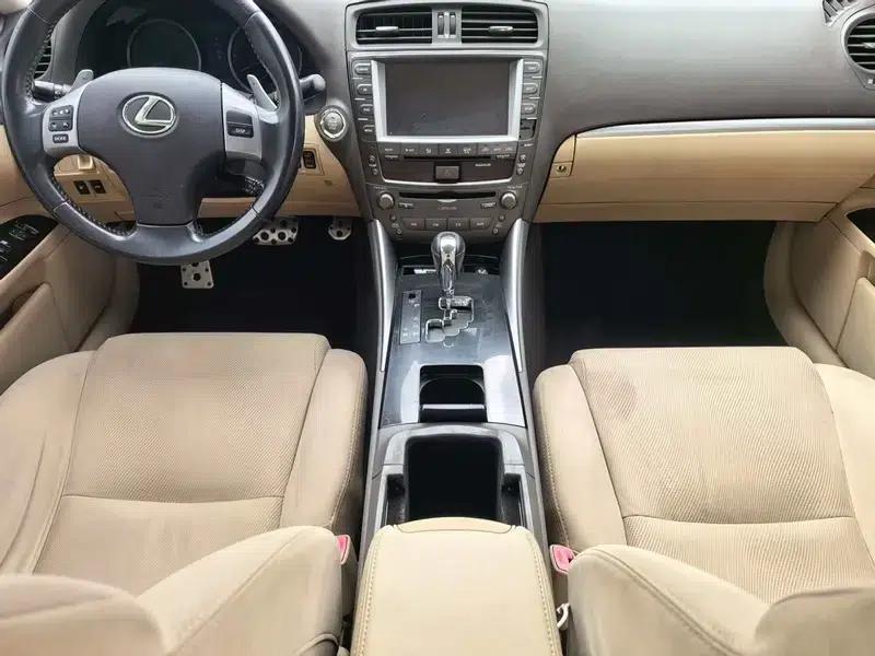 Lexus IS 2011 250 Sport Edition — миниатюра 7