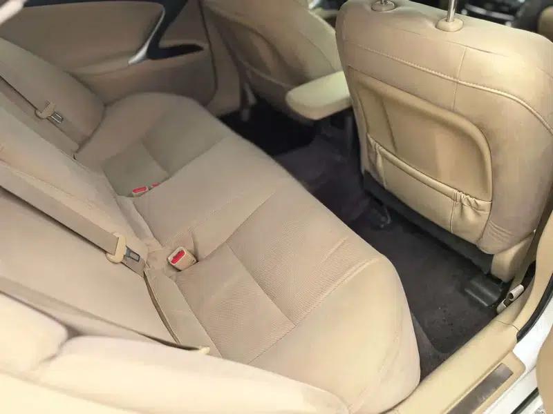 Lexus IS 2011 250 Sport Edition — миниатюра 9