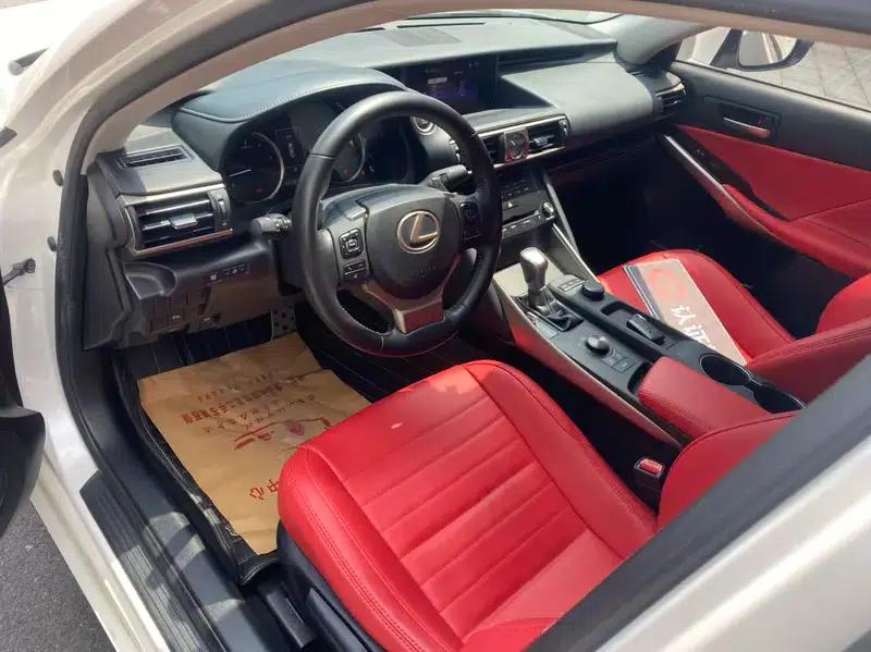Lexus IS 2017 300 Leading Edition — миниатюра 17