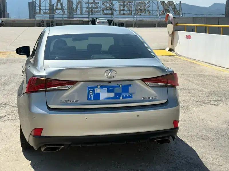 Lexus IS 2017 300 Leading Edition — миниатюра 5