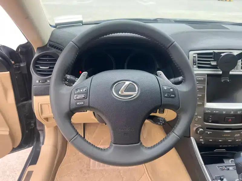 Lexus IS 2007 300 Dynamic Special Edition — миниатюра 19