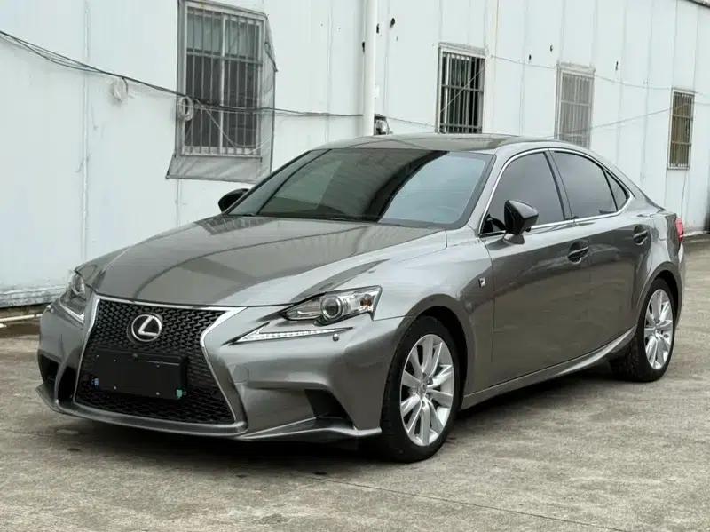 Lexus IS 2015 200t F SPORT — миниатюра 1