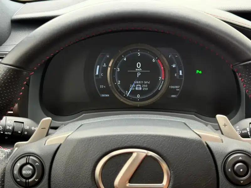 Lexus IS 2015 200t F SPORT — миниатюра 14
