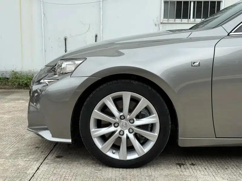 Lexus IS 2015 200t F SPORT — миниатюра 4