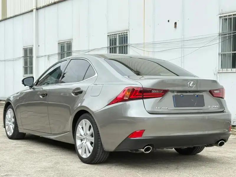 Lexus IS 2015 200t F SPORT — миниатюра 5
