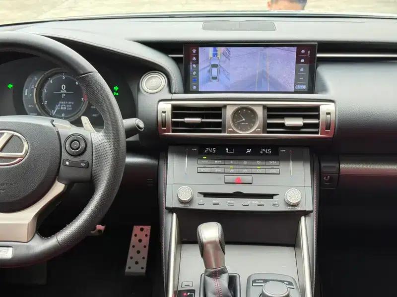 Lexus IS 2015 200t F SPORT — миниатюра 9
