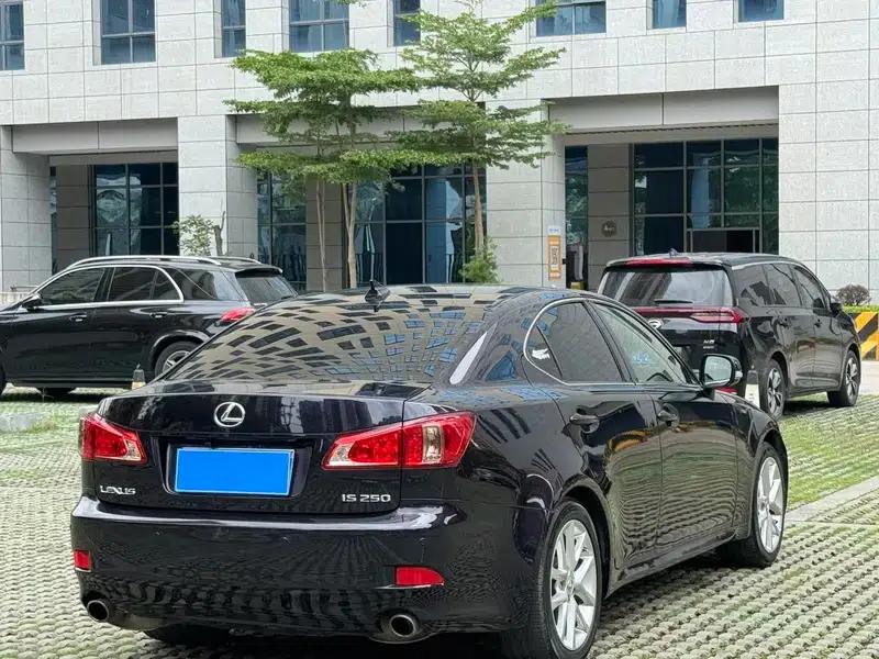 Lexus IS 2011 250 Sport Edition — миниатюра 6