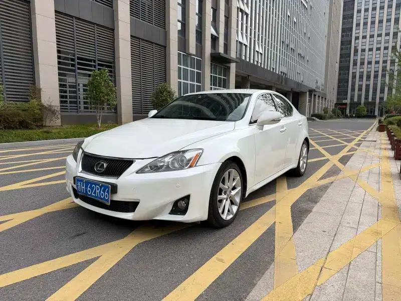 Lexus IS 2011 250 Sport Edition — миниатюра 1