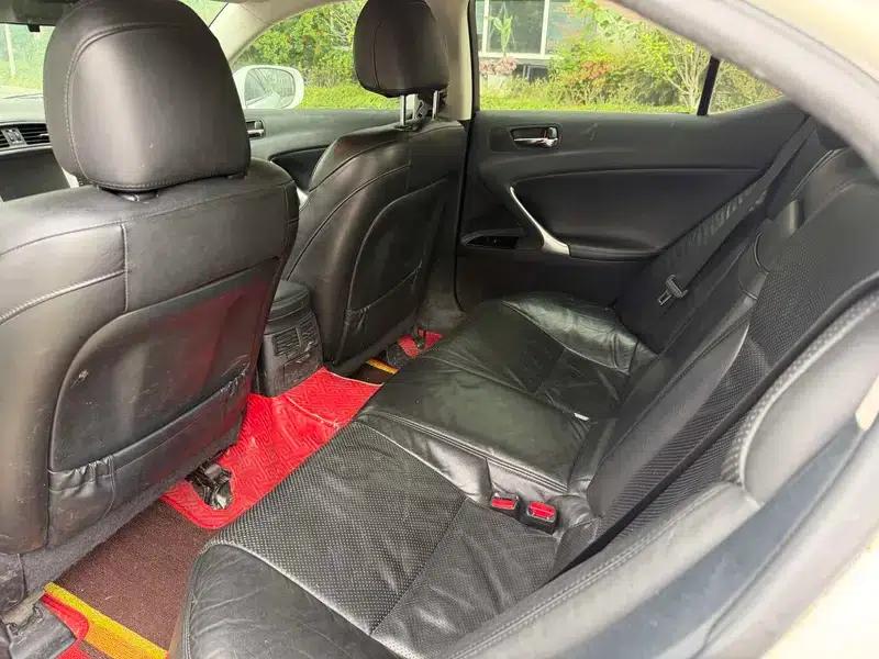 Lexus IS 2011 250 Sport Edition — миниатюра 9