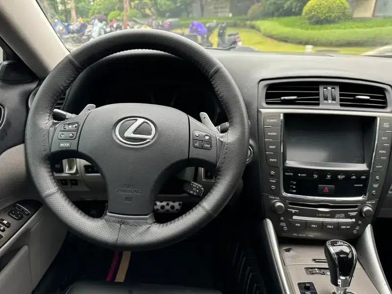 Lexus IS 2009 300 — миниатюра 14