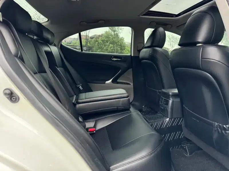 Lexus IS 2009 300 — миниатюра 20