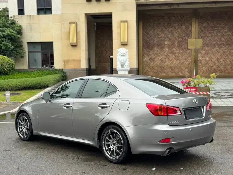 Lexus IS 2009 300 — миниатюра 5