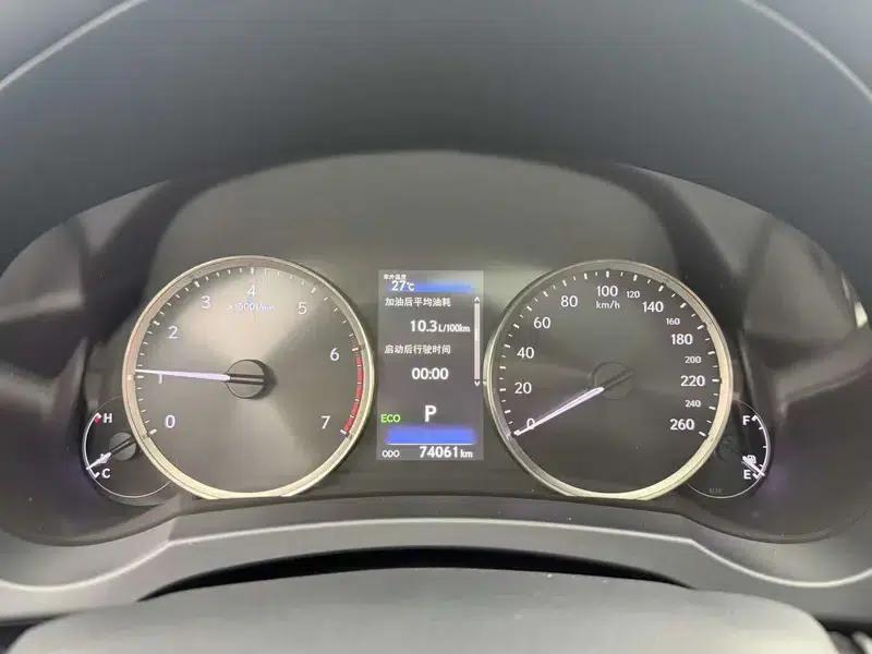 Lexus IS 2017 300 Leading Edition — миниатюра 11