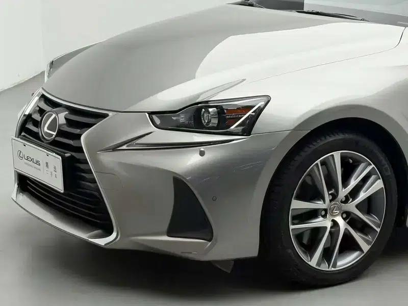 Lexus IS 2017 300 Leading Edition — миниатюра 6