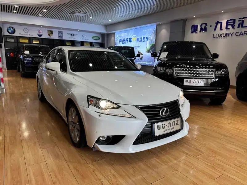 Lexus IS 2015 200t Leading Edition — миниатюра 3