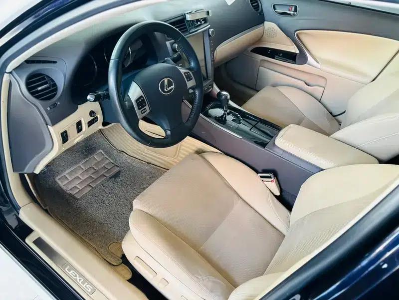 Lexus IS 2011 250 Sport Edition — миниатюра 14