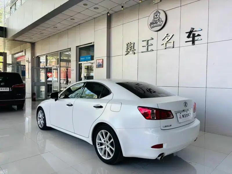 Lexus IS 2011 250 Sport Edition — миниатюра 4