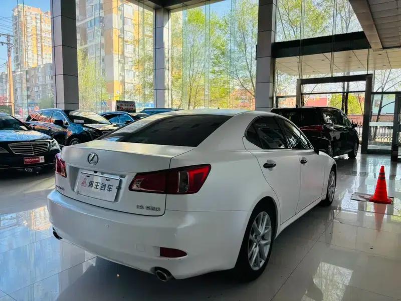 Lexus IS 2011 250 Sport Edition — миниатюра 6