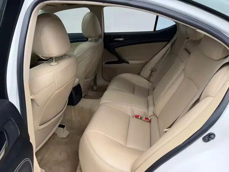 Lexus IS 2007 300 Dynamic Special Edition — миниатюра 9