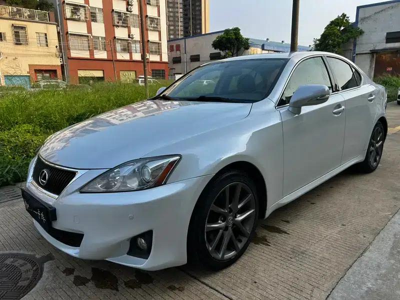 Lexus IS 2011 250 Sport Edition — миниатюра 1