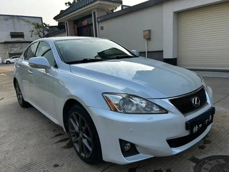 Lexus IS 2011 250 Sport Edition — миниатюра 3