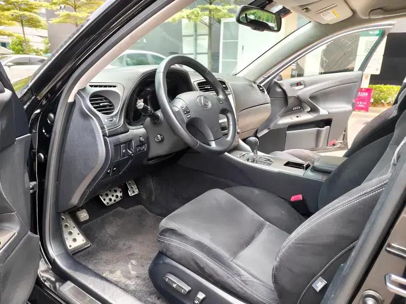Lexus IS 2009 300 Dynamic Edition — миниатюра 14
