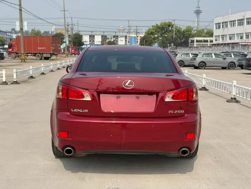 Lexus IS 2011 250 Sport Edition — миниатюра 5