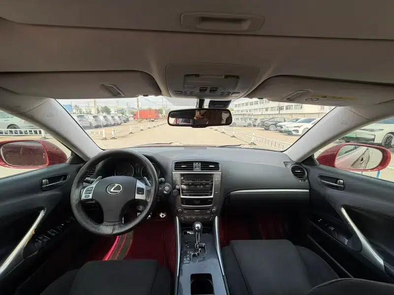 Lexus IS 2011 250 Sport Edition — миниатюра 9
