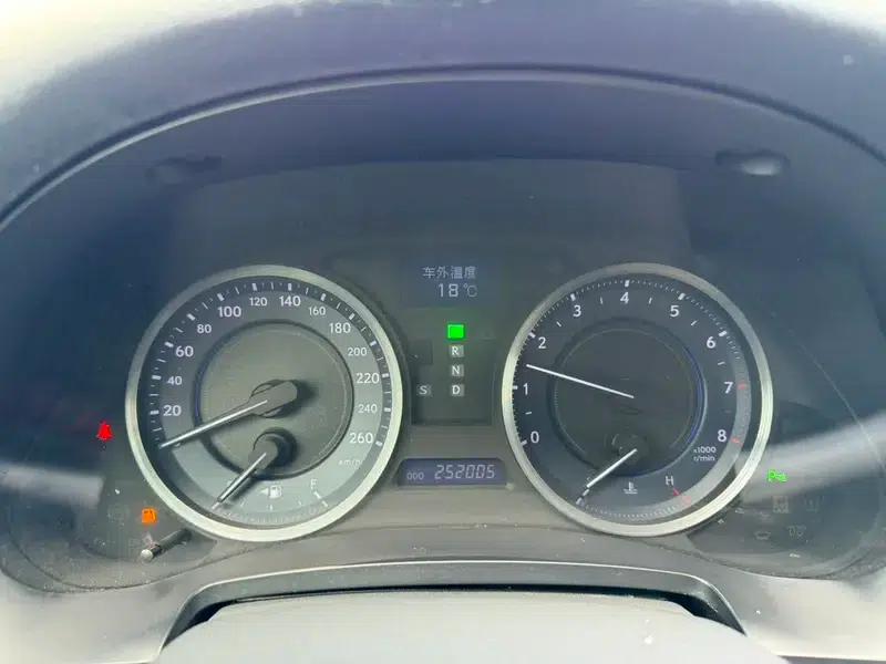 Lexus IS 2011 250 Sport Edition — миниатюра 10