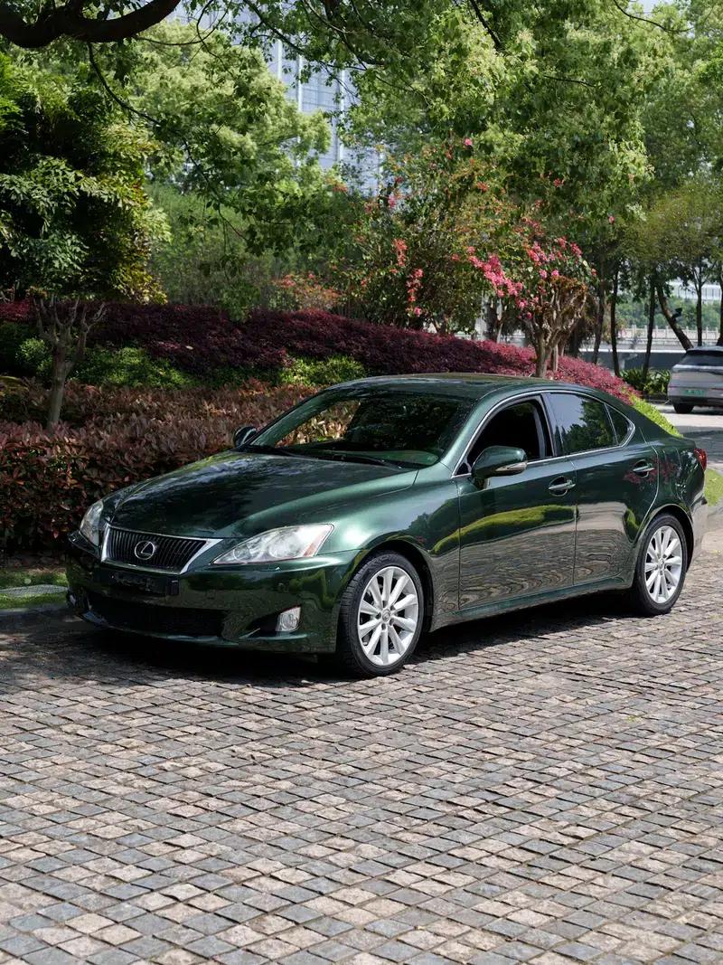 Lexus IS 2009 300 Dynamic Edition — миниатюра 1