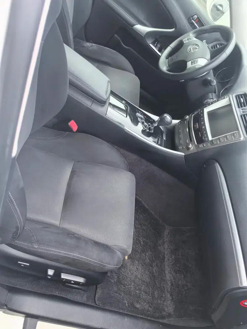 Lexus IS 2011 250 Sport Edition — миниатюра 7