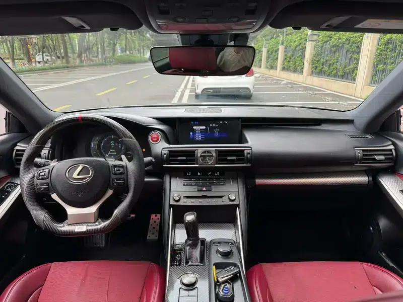 Lexus IS 2017 300 F SPORT Edition — миниатюра 7
