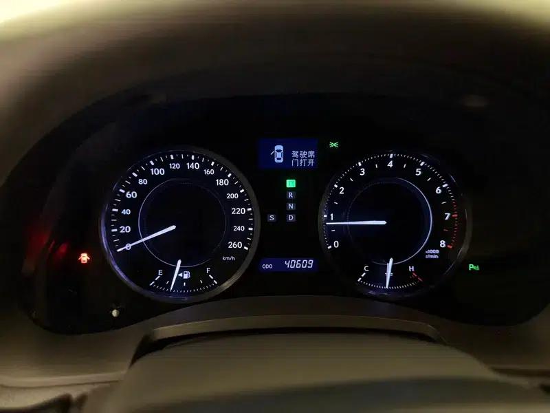 Lexus IS 2011 250C — миниатюра 11