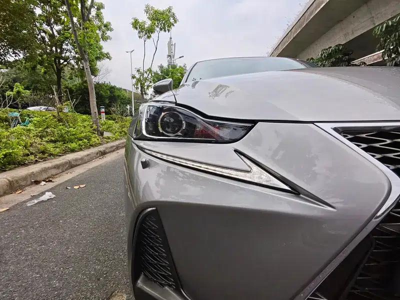 Lexus IS 2017 300 Sport Edition — миниатюра 8