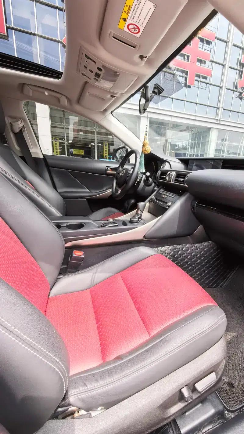 Lexus IS 2017 300 Leading Edition — миниатюра 11