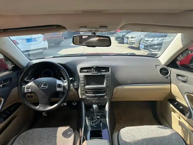 Lexus IS 2011 250 Sport Edition — миниатюра 6