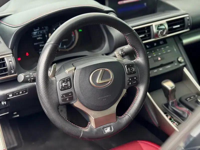Lexus IS 2017 300 F SPORT Edition — миниатюра 17