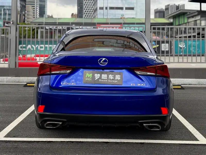 Lexus IS 2017 300 F SPORT Edition — миниатюра 6