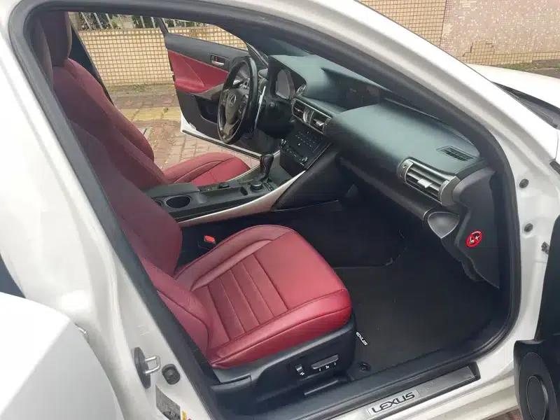 Lexus IS 2015 200t F SPORT — миниатюра 5