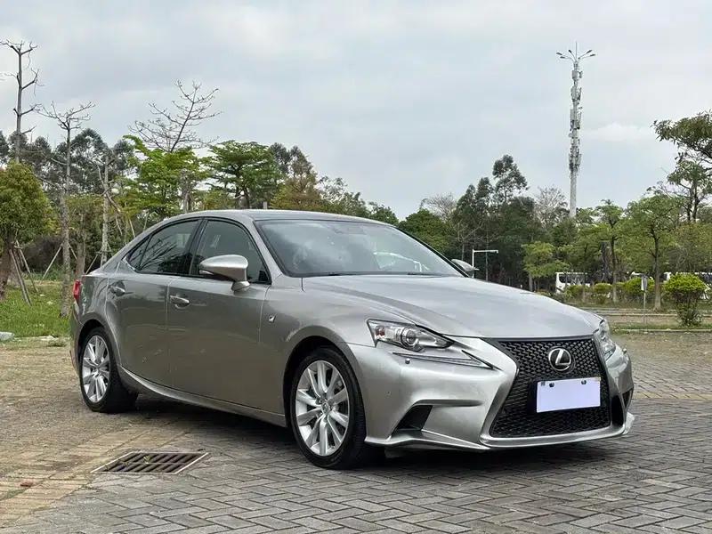 Lexus IS 2015 200t F SPORT — миниатюра 3