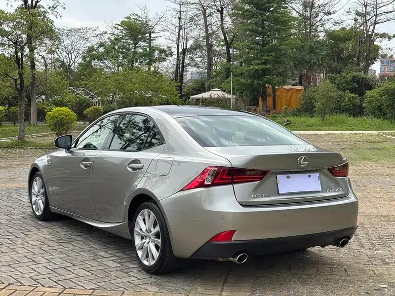 Lexus IS 2015 200t F SPORT — миниатюра 5