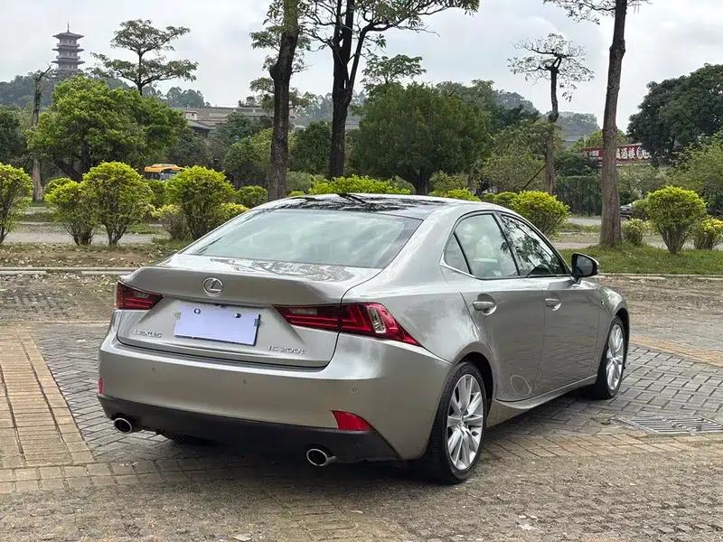 Lexus IS 2015 200t F SPORT — миниатюра 7